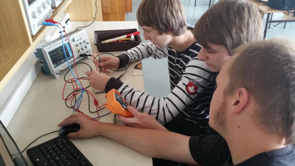 krouzek_prakticke_elektroniky
